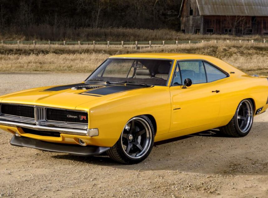 Ringbrothers 1969 Dodge Charger CAPTIV packs a Hellcat V8